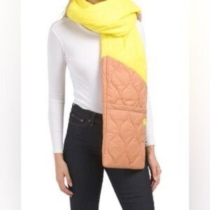 STEVE‎ MADDEN Yellow and Peach Puffer Scarf